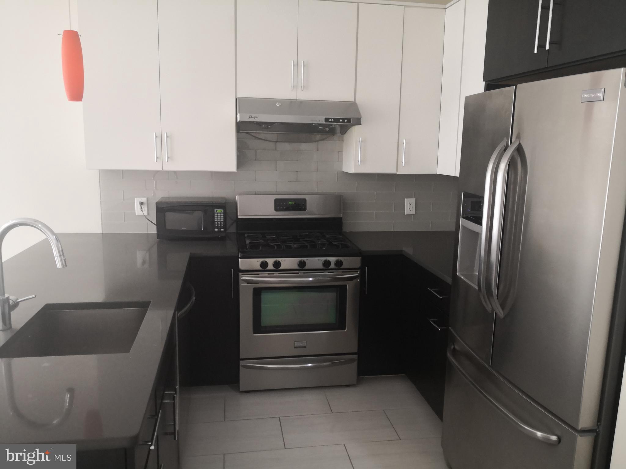 WEST POPLAR - Residential Lease