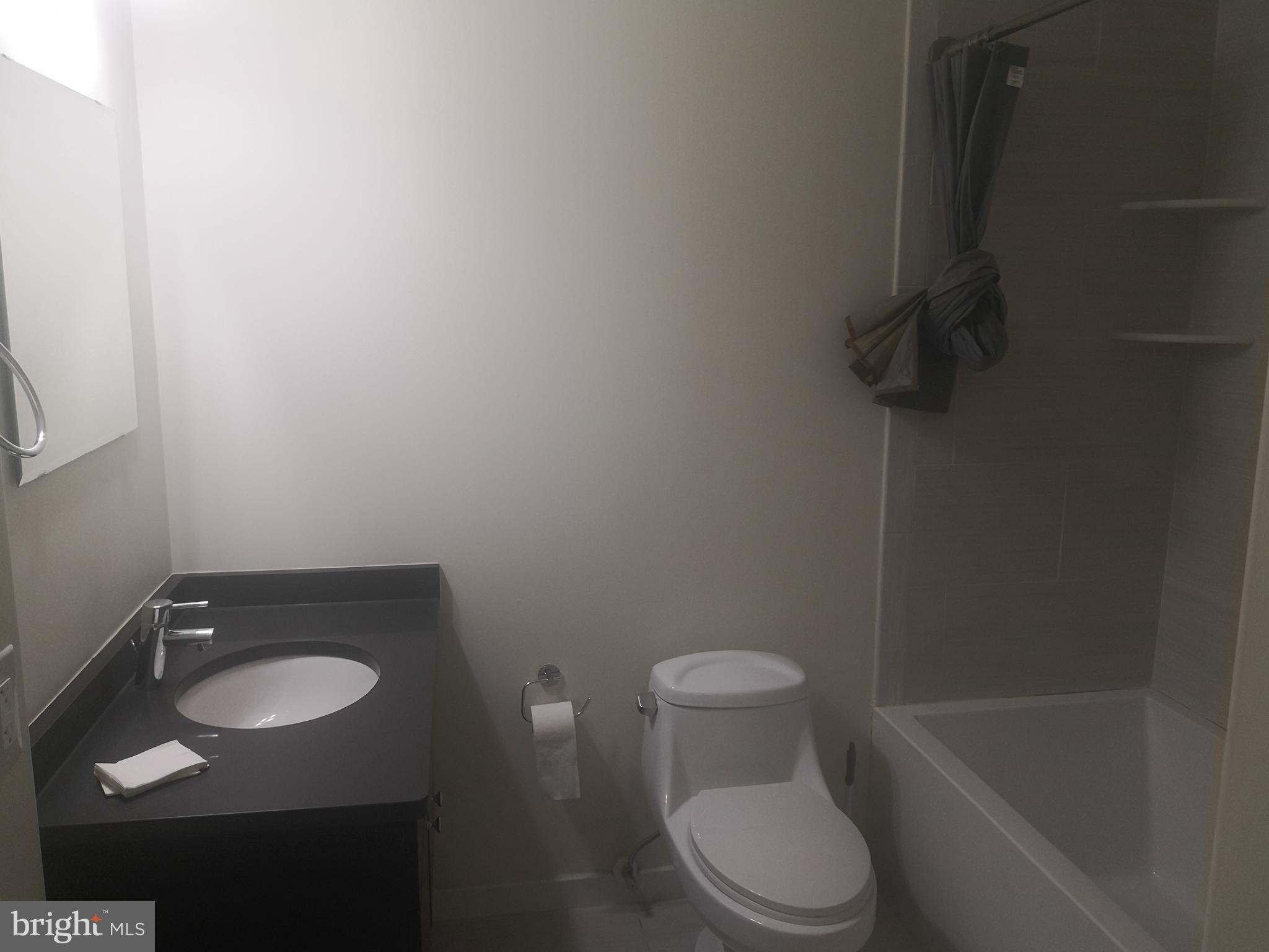 WEST POPLAR - Residential Lease