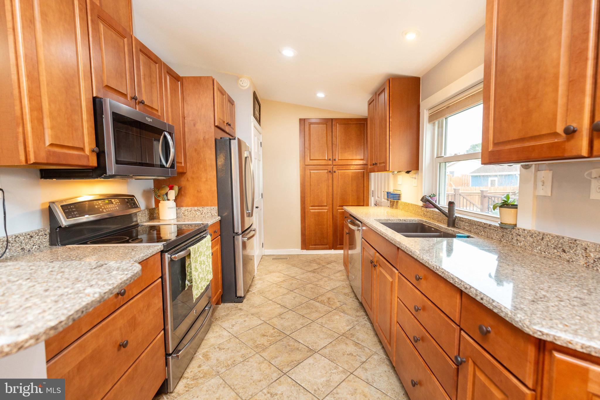 ASPEN MEADOWS - Residential