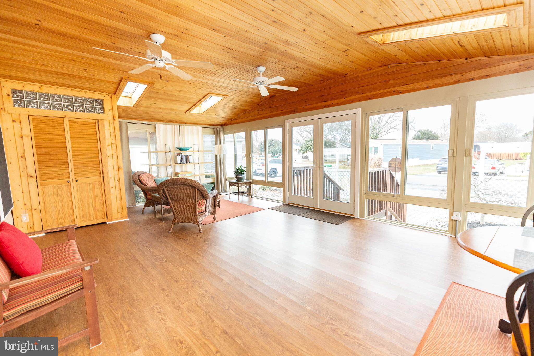 ASPEN MEADOWS - Residential