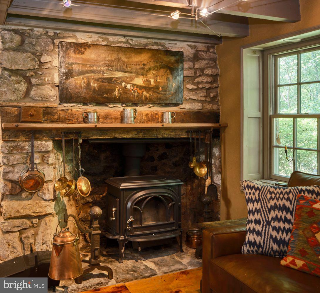 DOYLESTOWN - Residential