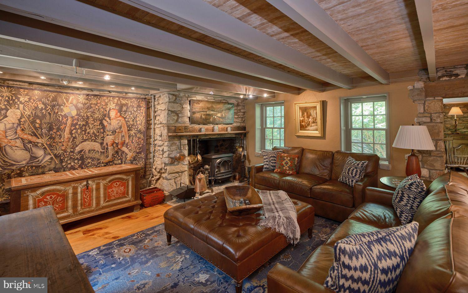 DOYLESTOWN - Residential