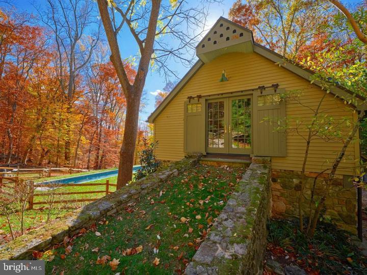 DOYLESTOWN - Residential