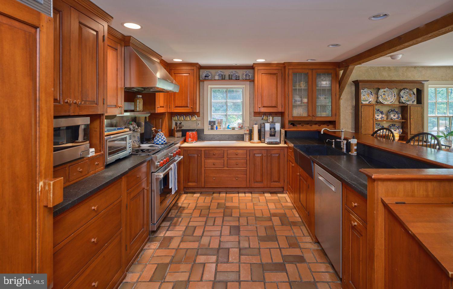 DOYLESTOWN - Residential