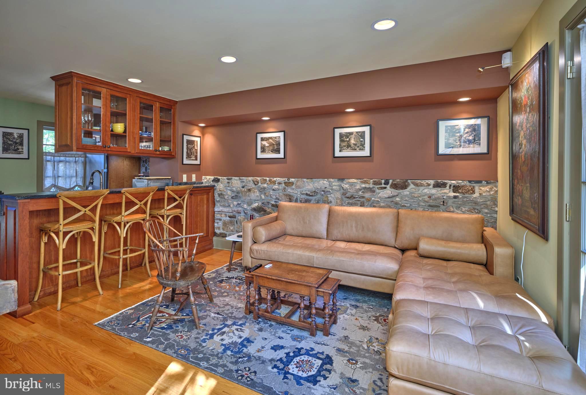 DOYLESTOWN - Residential