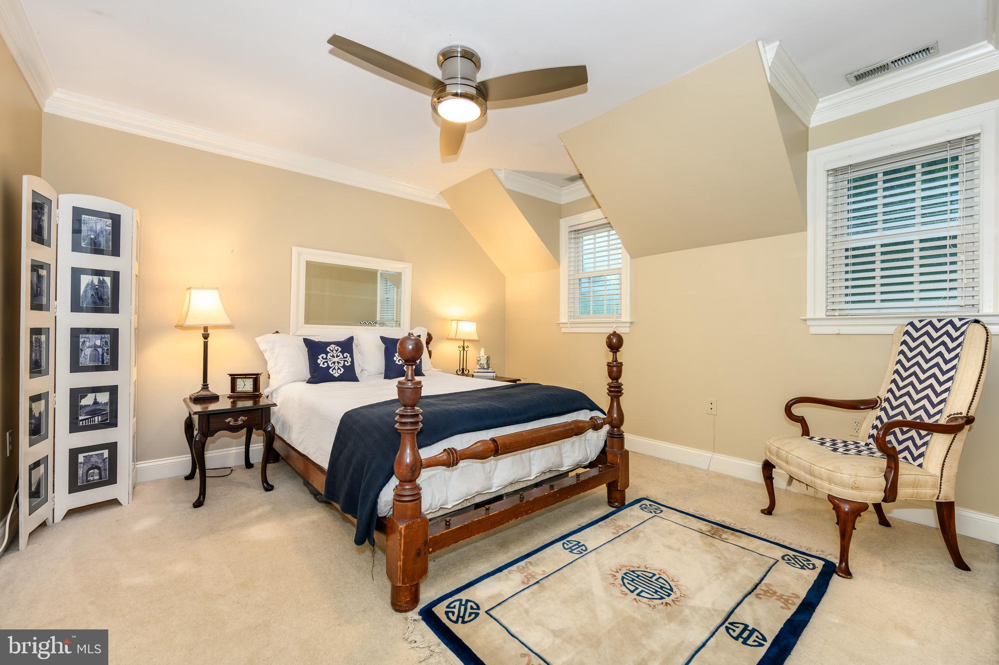 BAILEYS POND - Residential