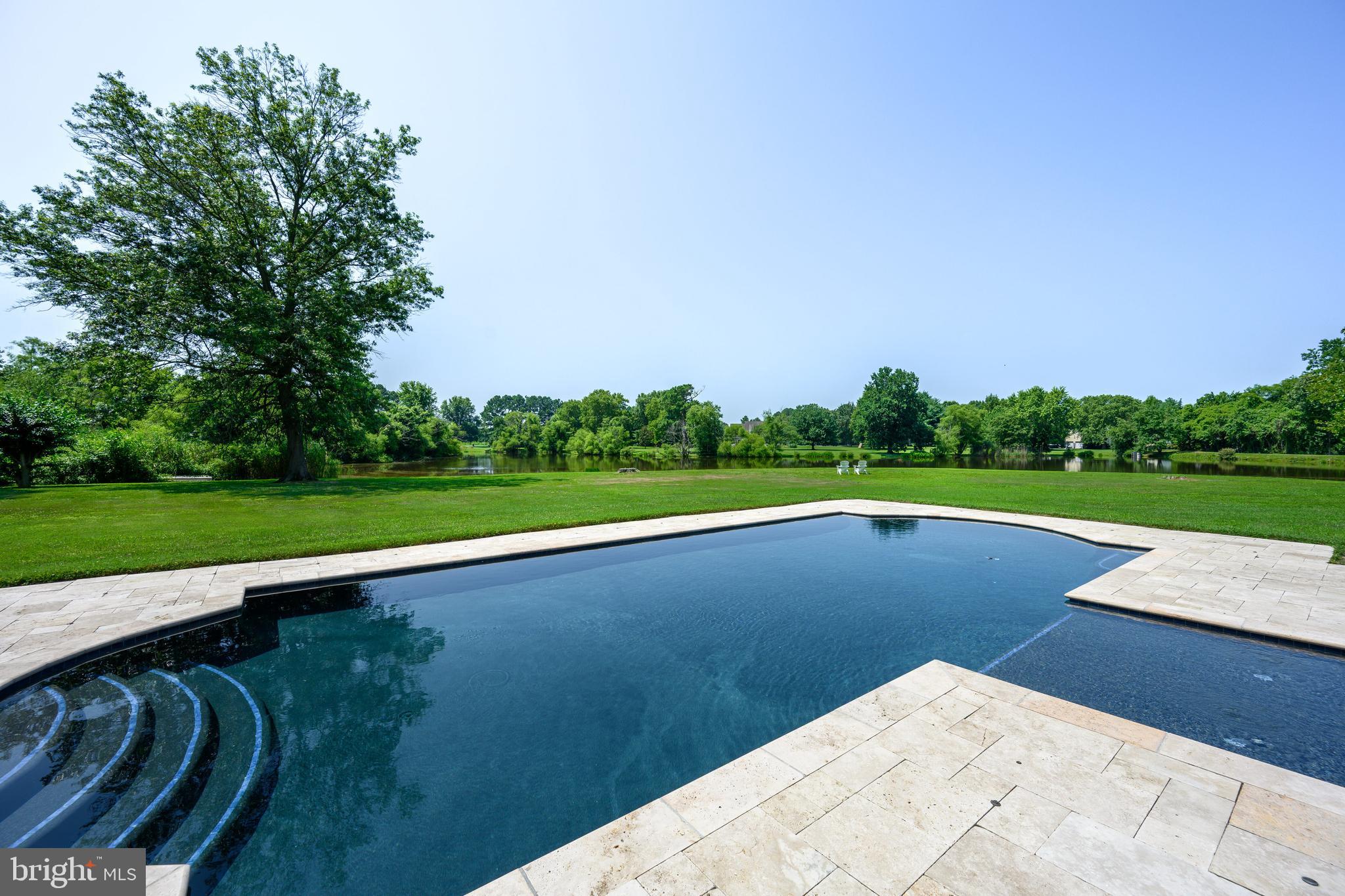 BAILEYS POND - Residential