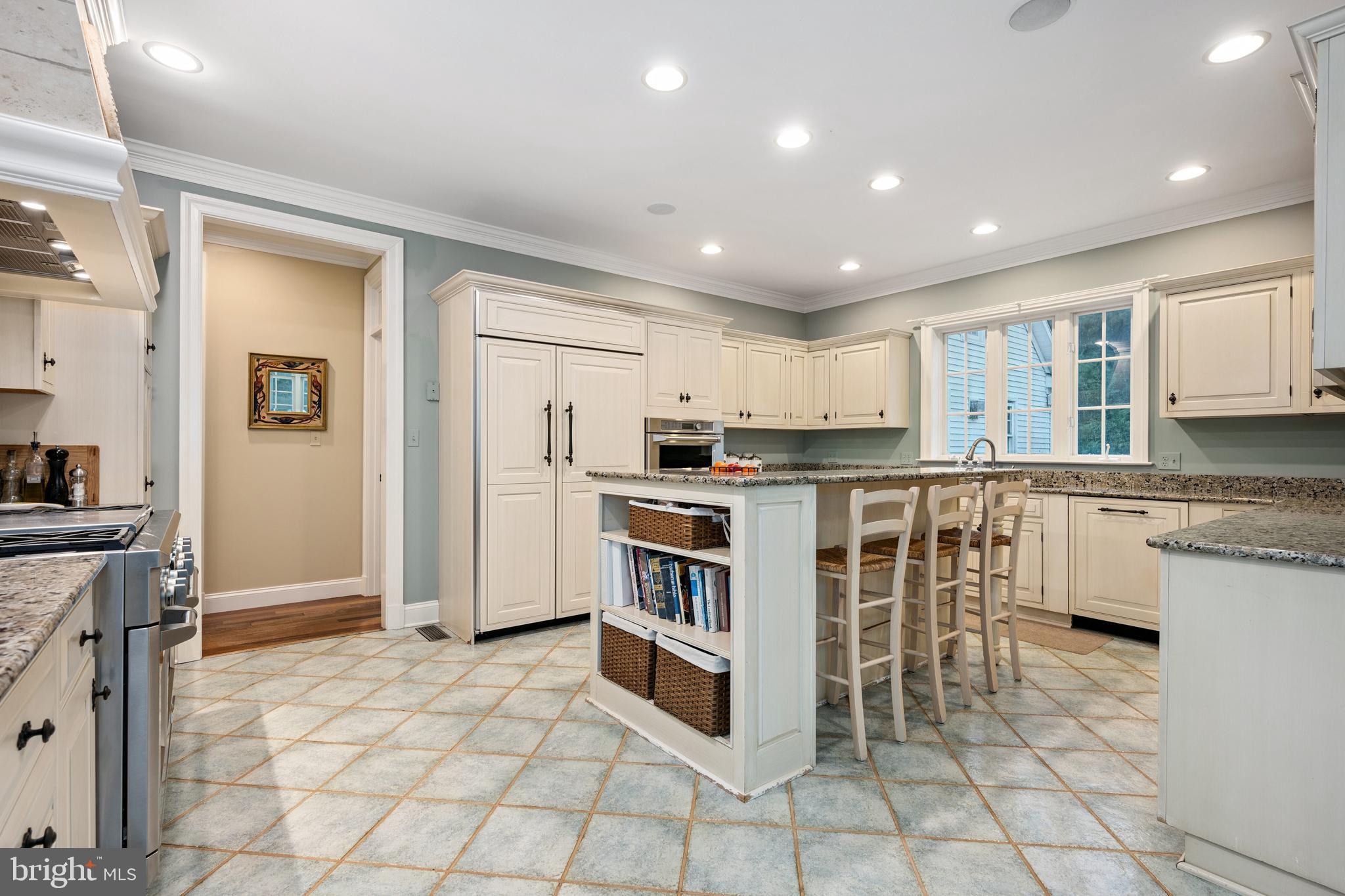 BAILEYS POND - Residential