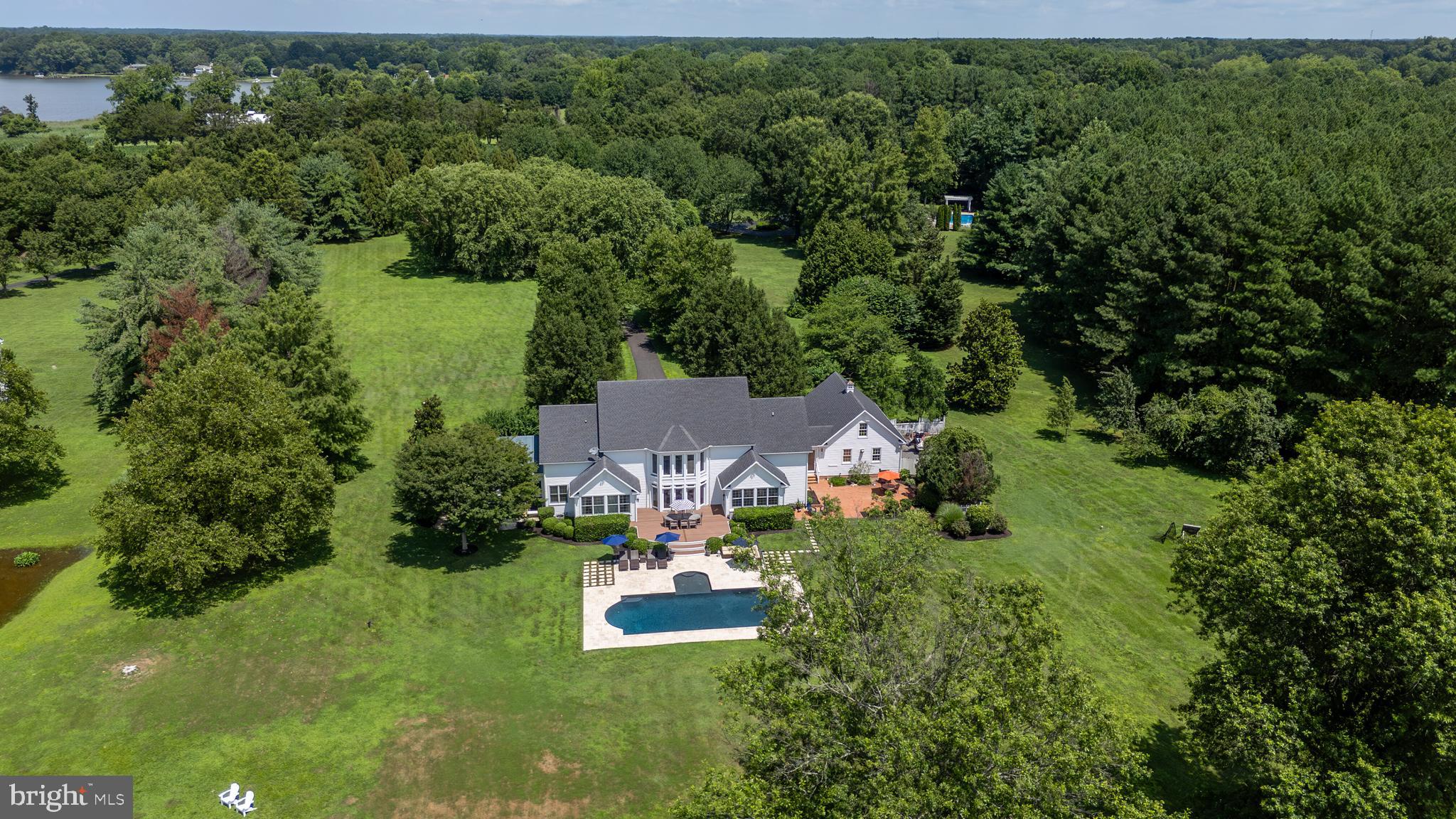 BAILEYS POND - Residential