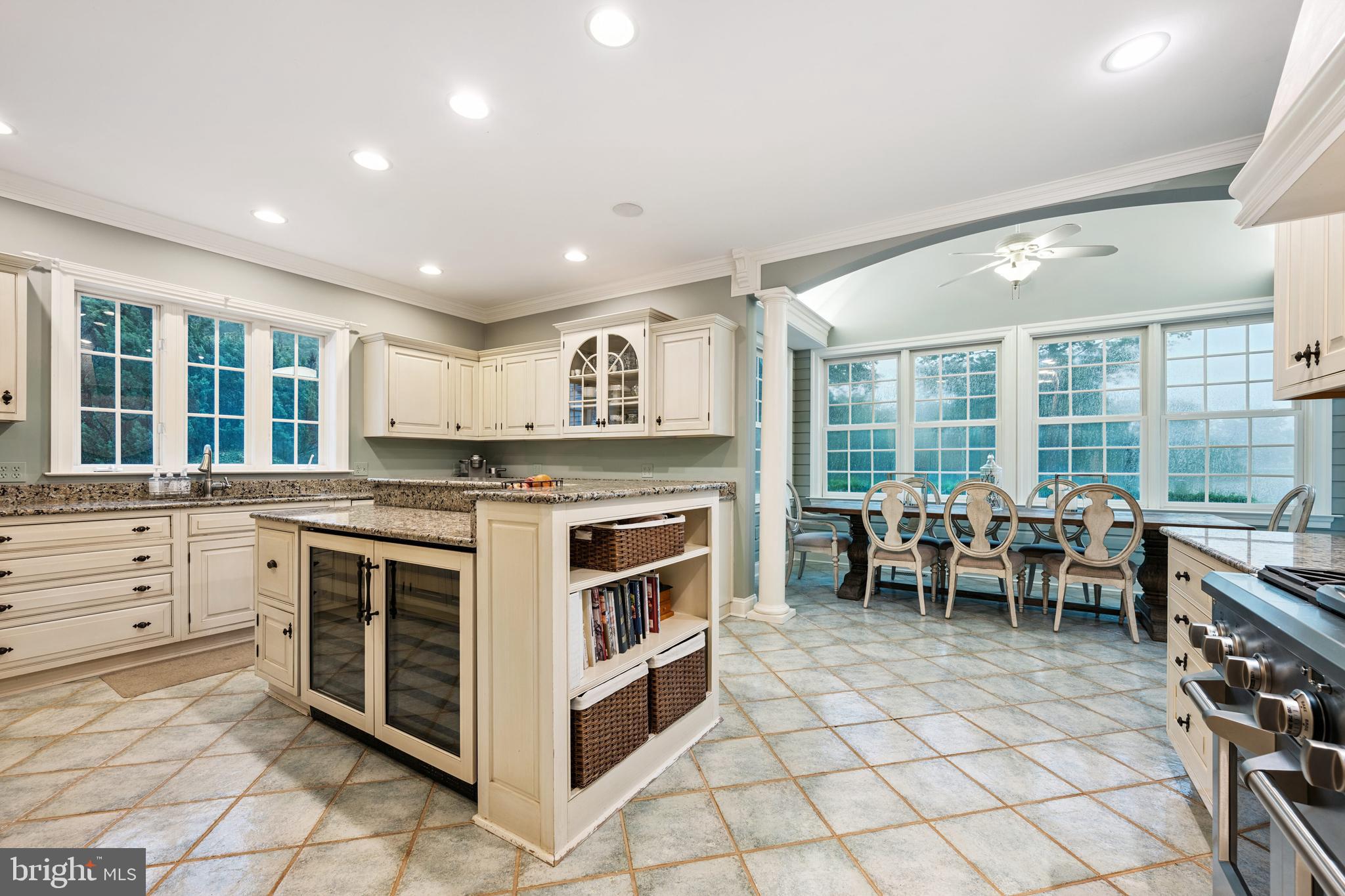 BAILEYS POND - Residential