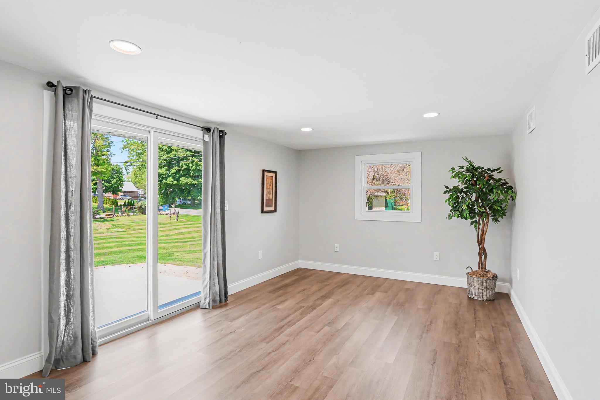 CARLISLE - Residential
