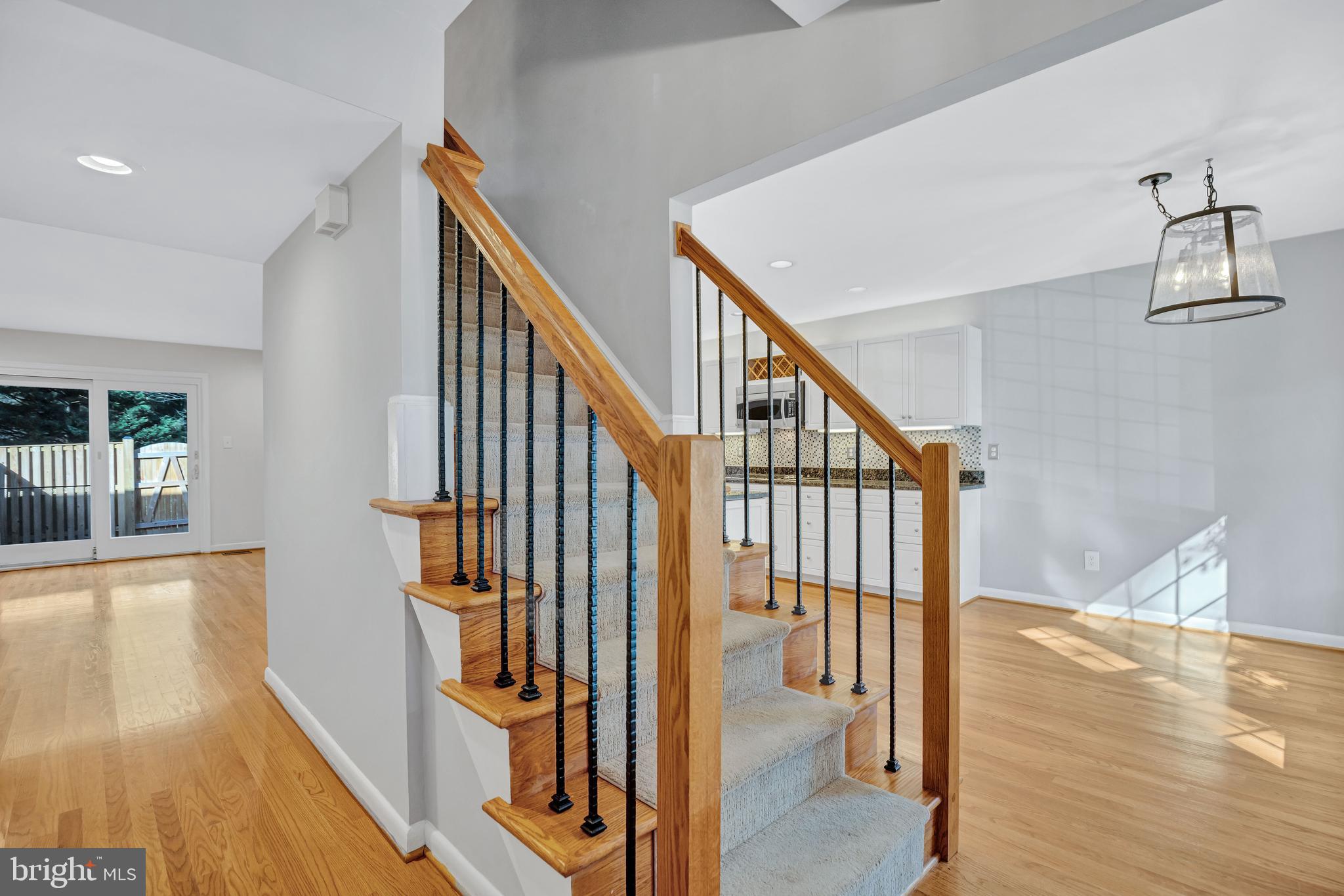 RESTON - Residential