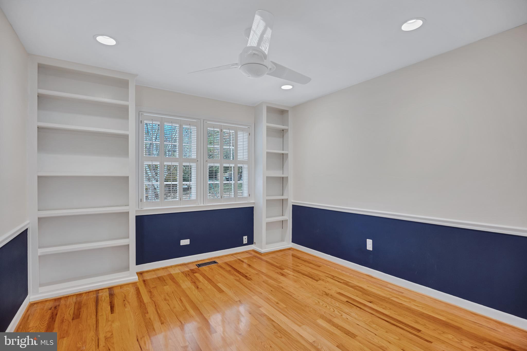 RESTON - Residential