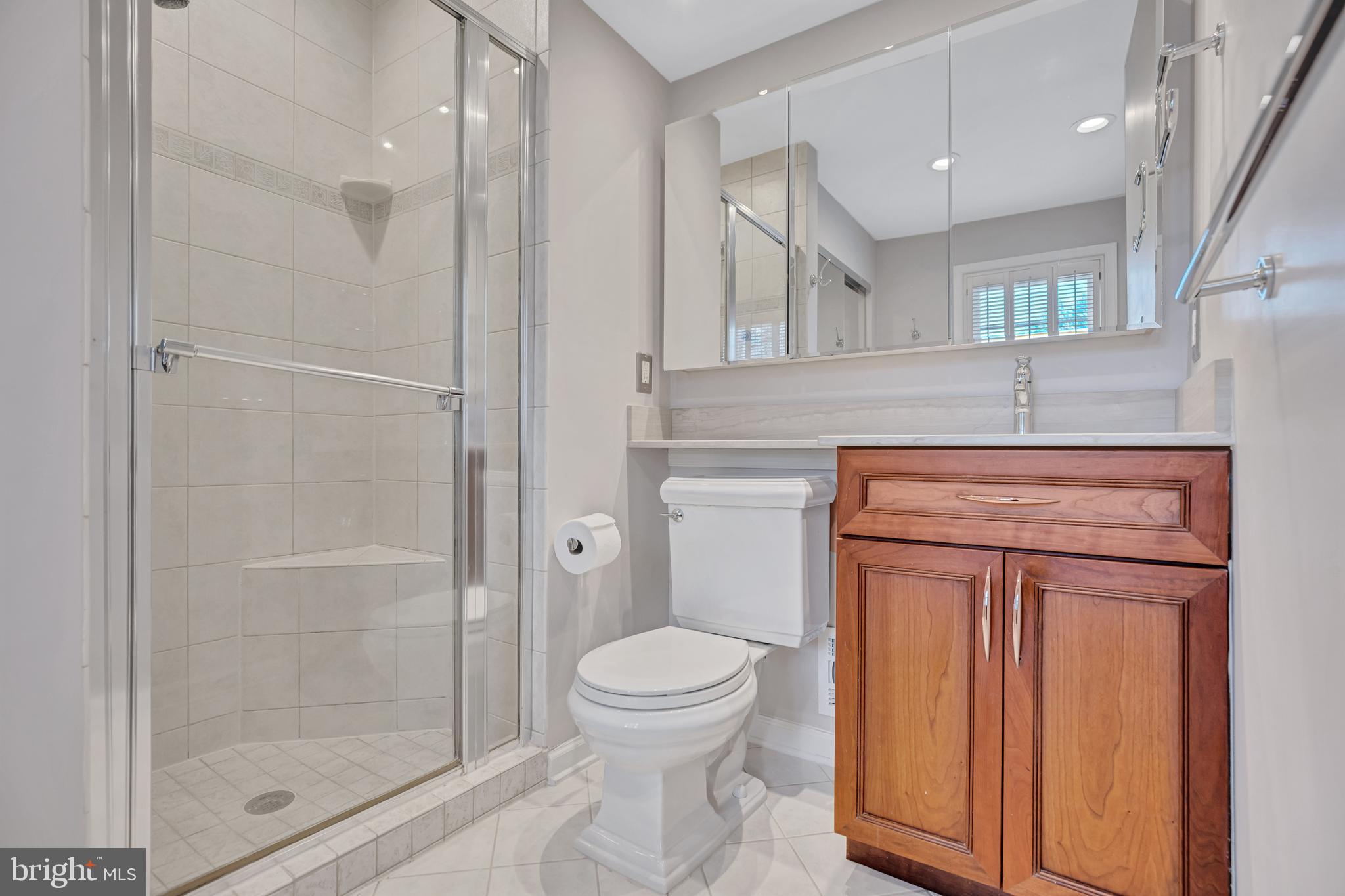 RESTON - Residential