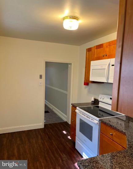 NORRISTOWN - Residential