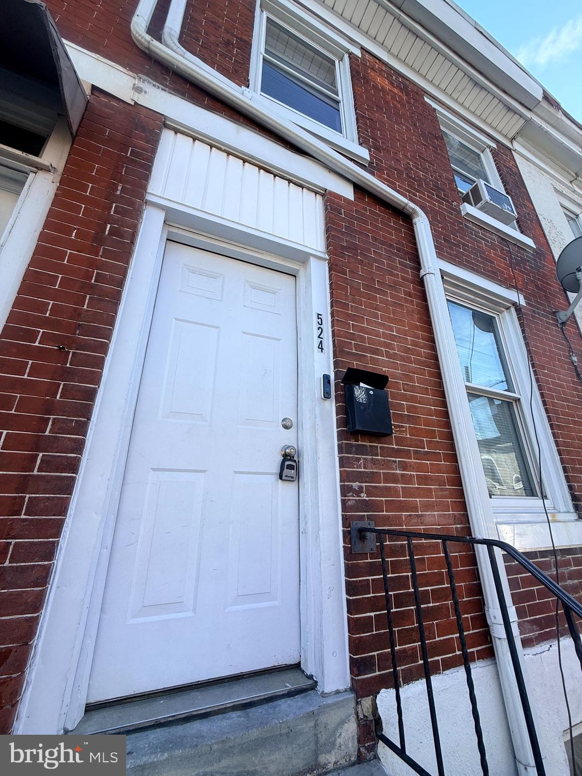 NORRISTOWN - Residential