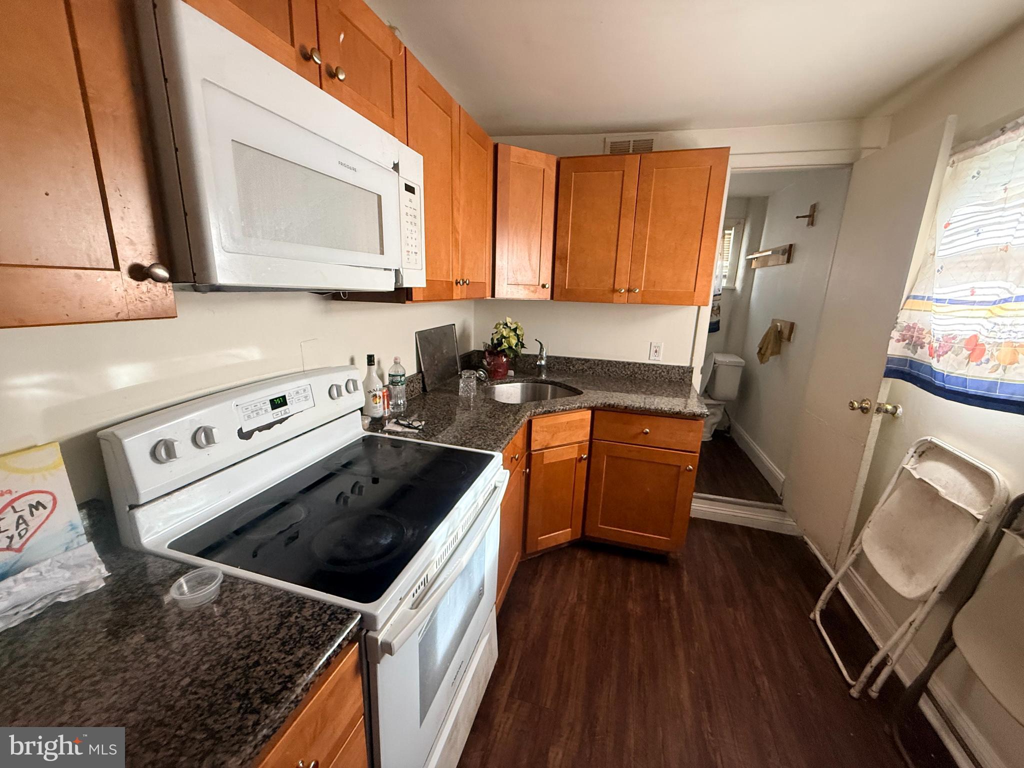 NORRISTOWN - Residential