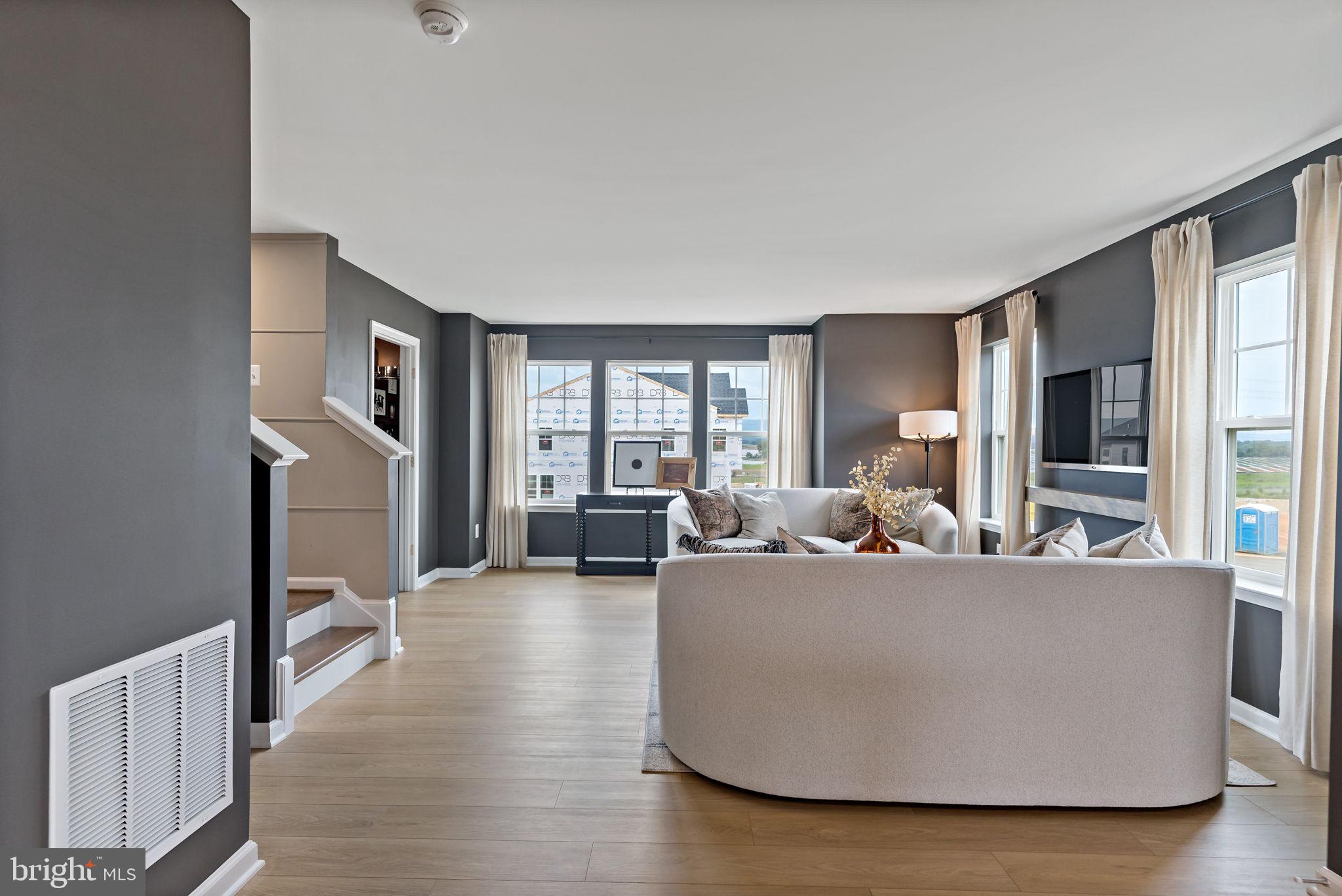 SOUTH BROOK - Residential