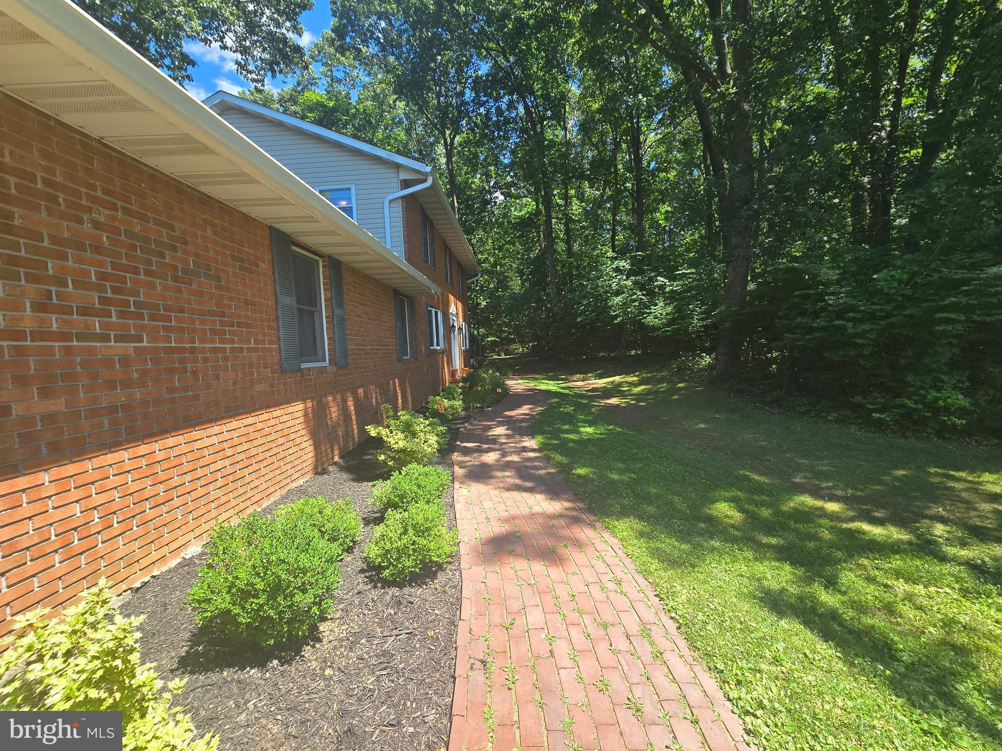 6441 WOODBINE ROAD