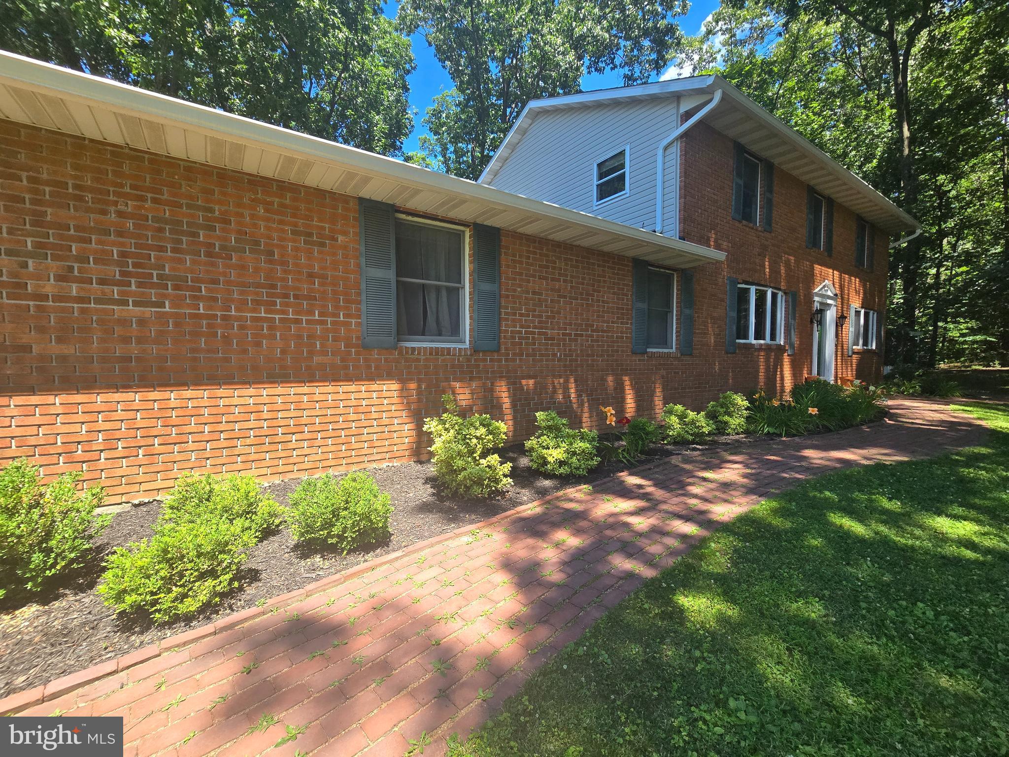 6441 WOODBINE ROAD