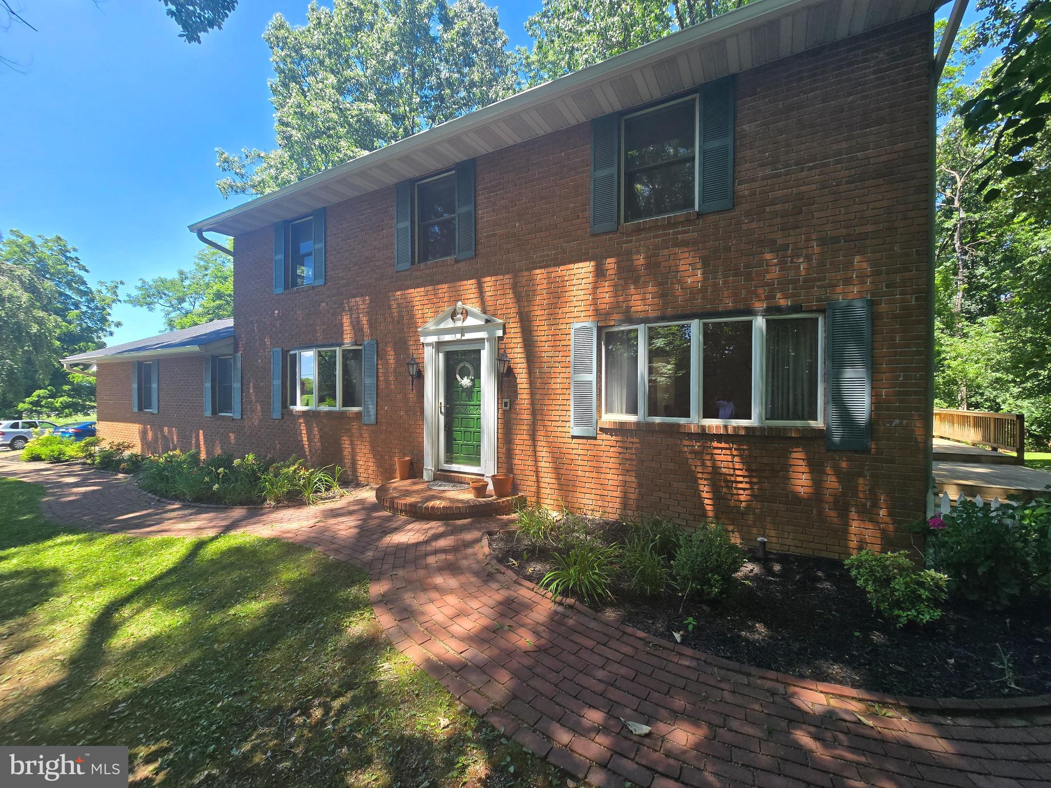 6441 WOODBINE ROAD