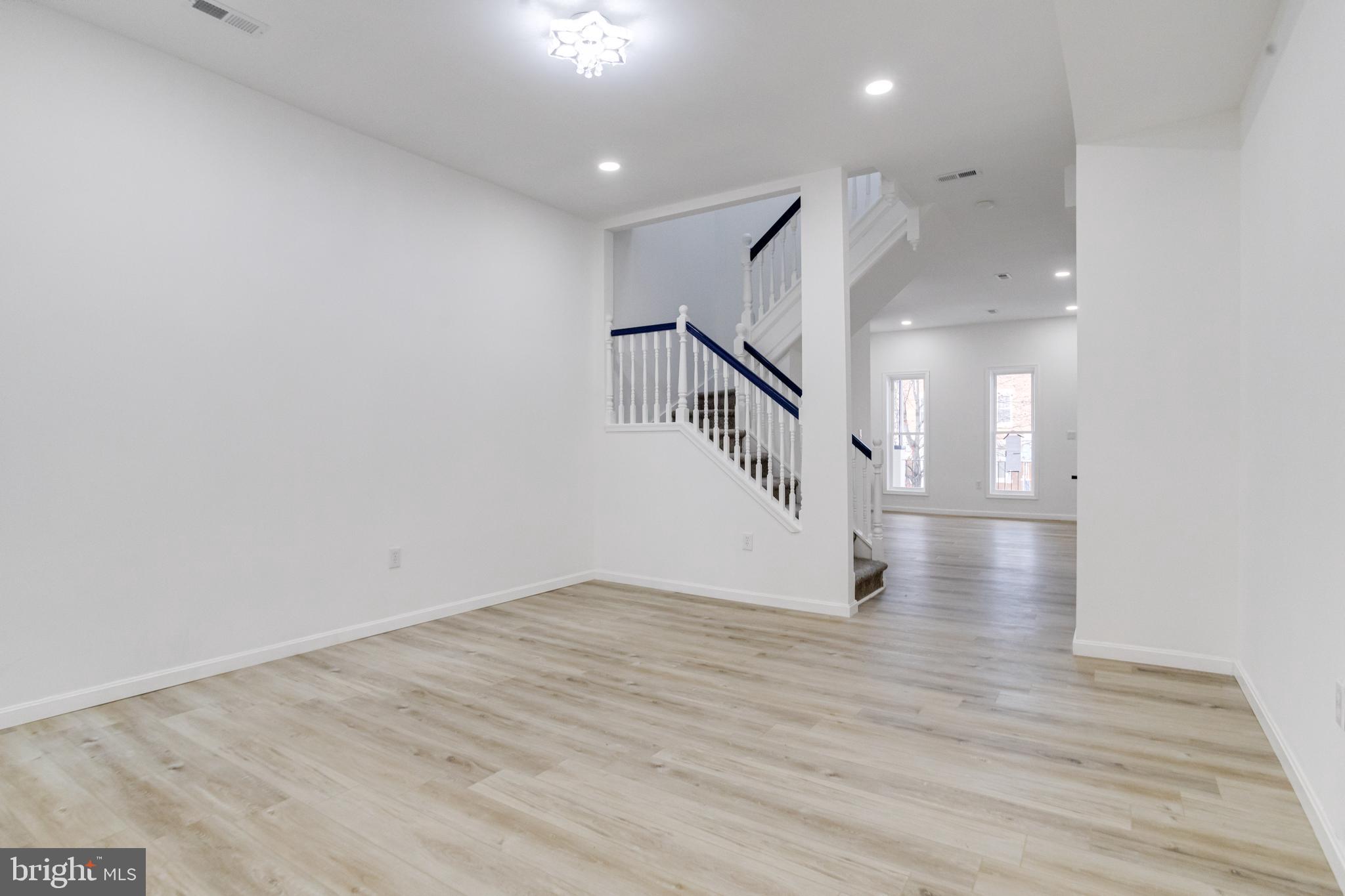 WALBROOK - Residential