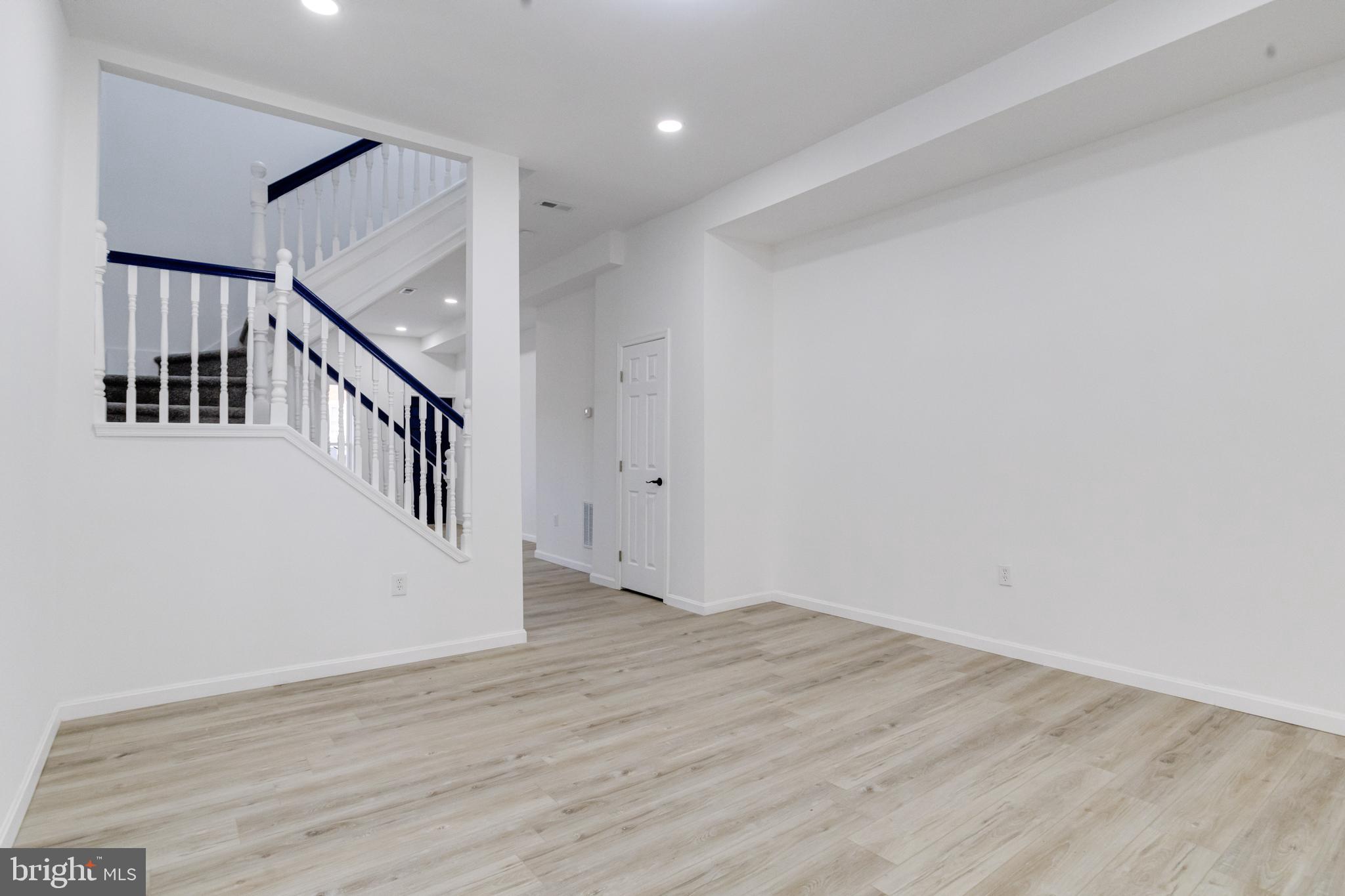 WALBROOK - Residential