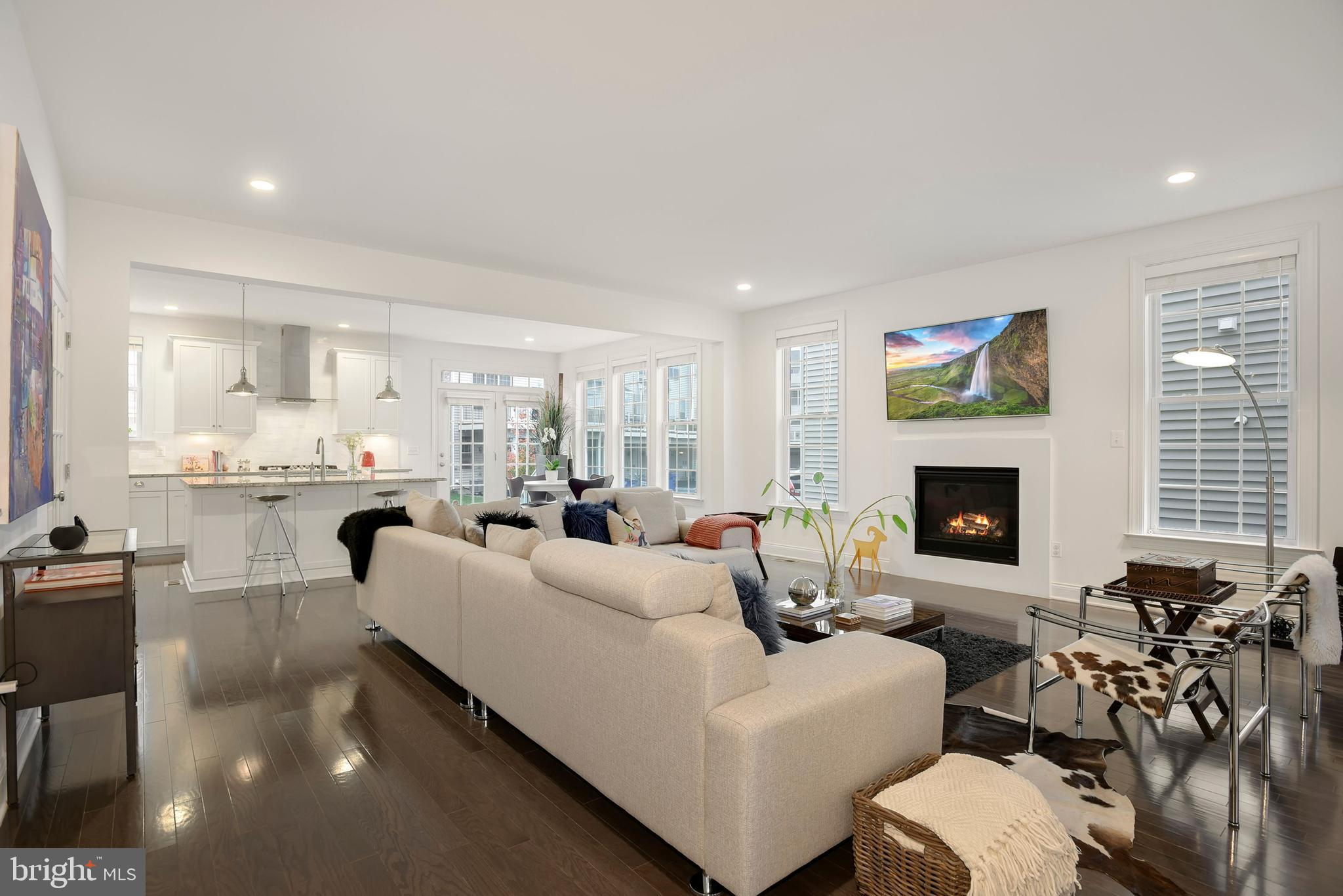 MOOREFIELD STATION - Residential Lease