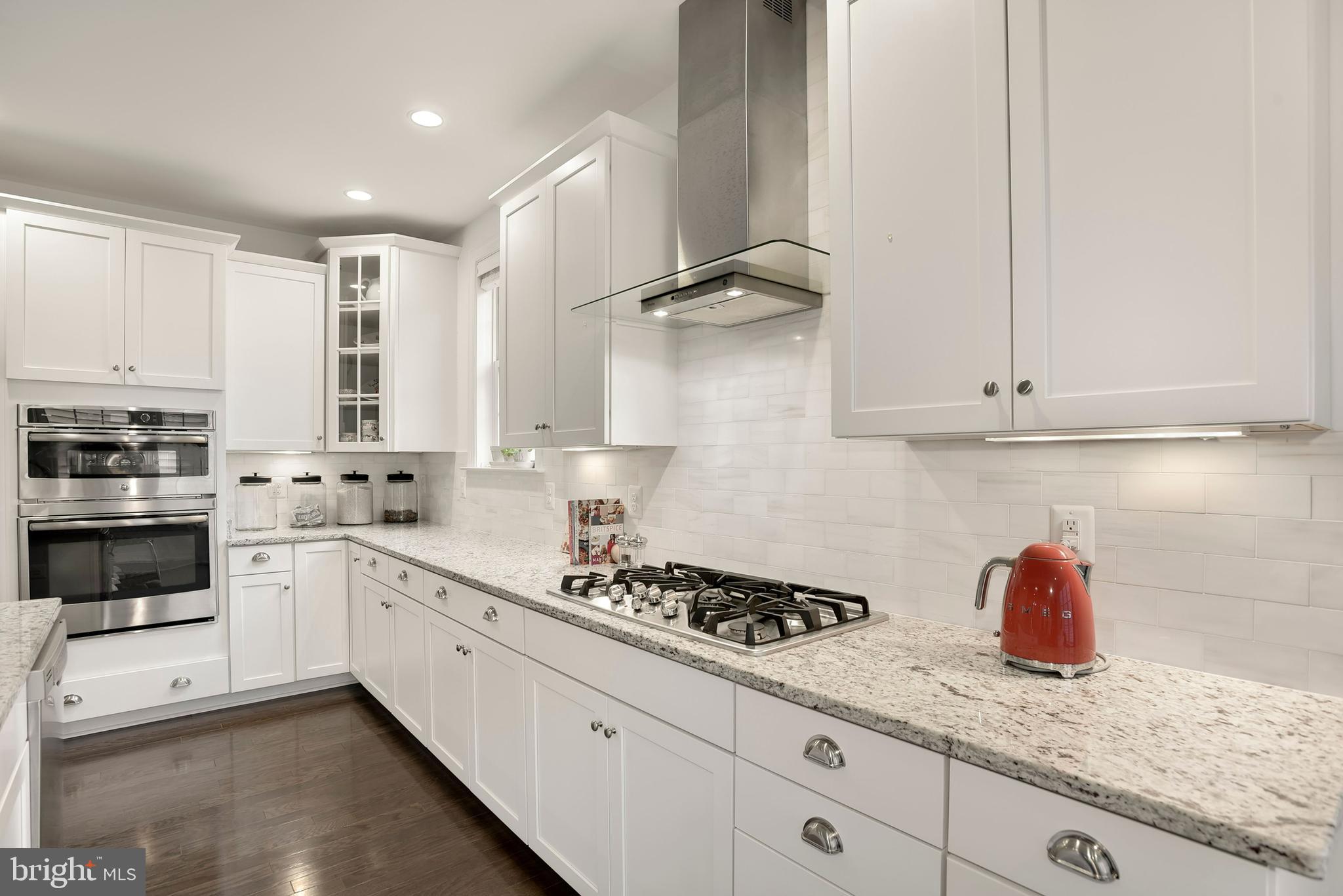 MOOREFIELD STATION - Residential Lease