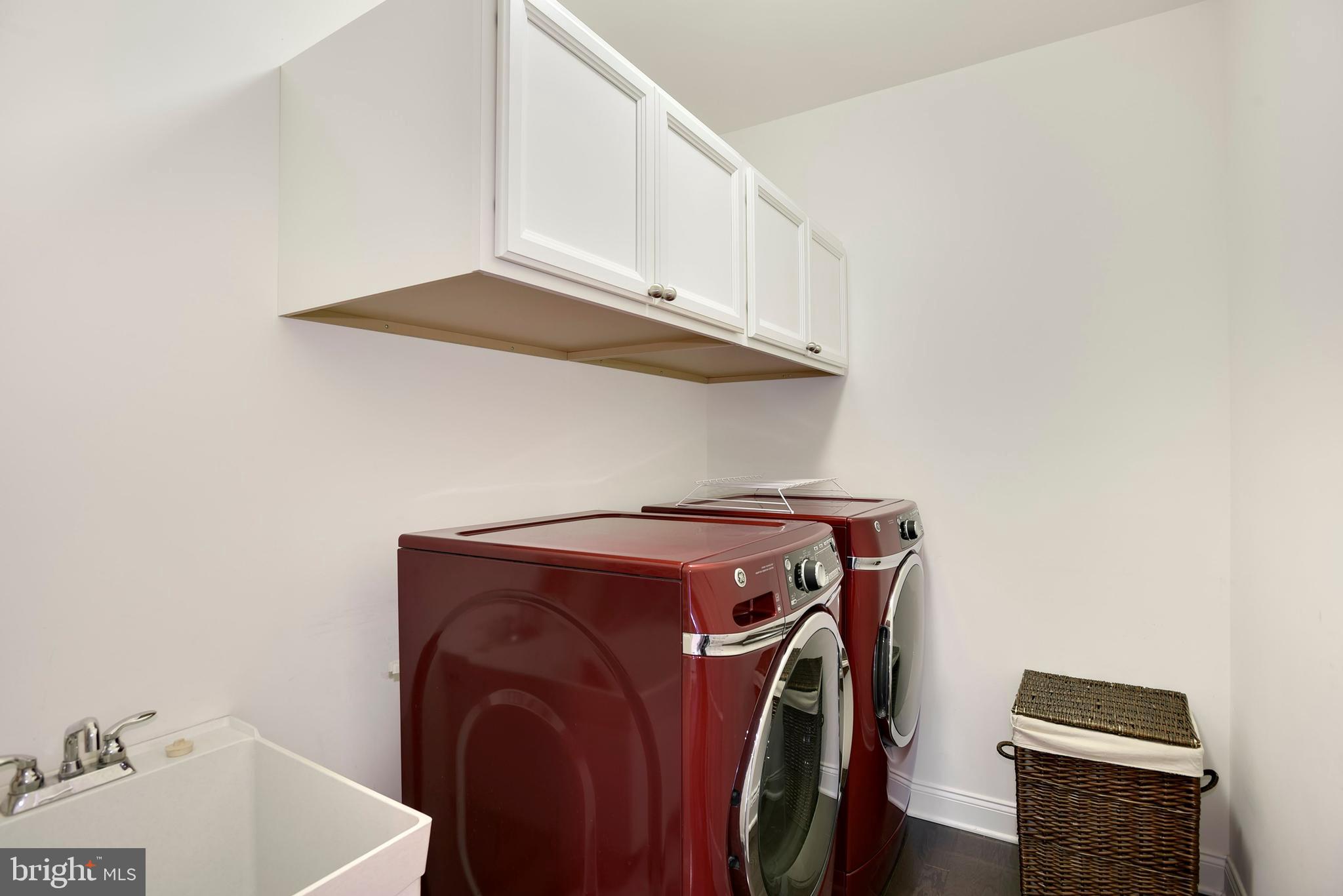 MOOREFIELD STATION - Residential Lease