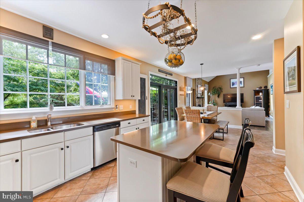 HESSIAN HILLS - Residential