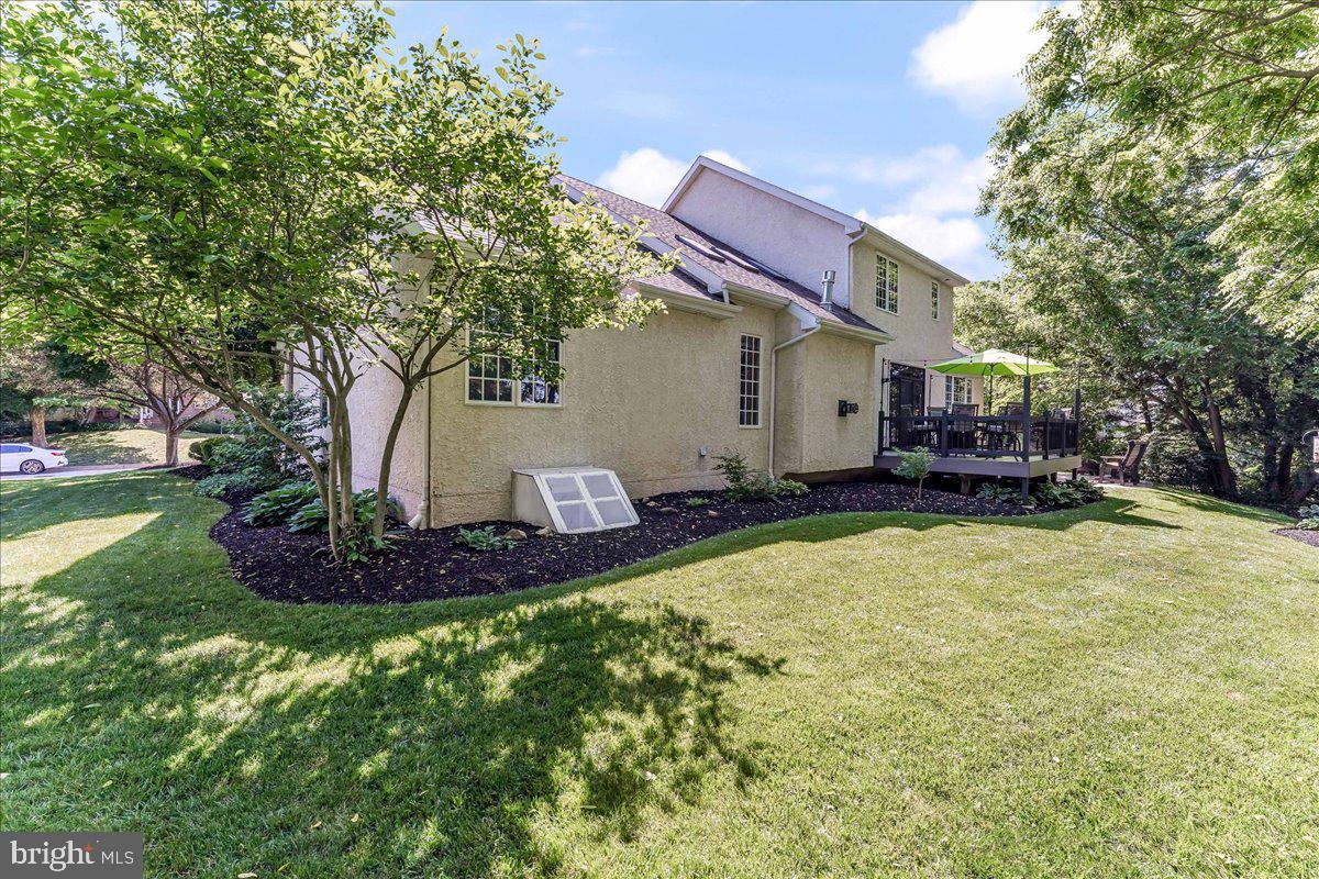 HESSIAN HILLS - Residential