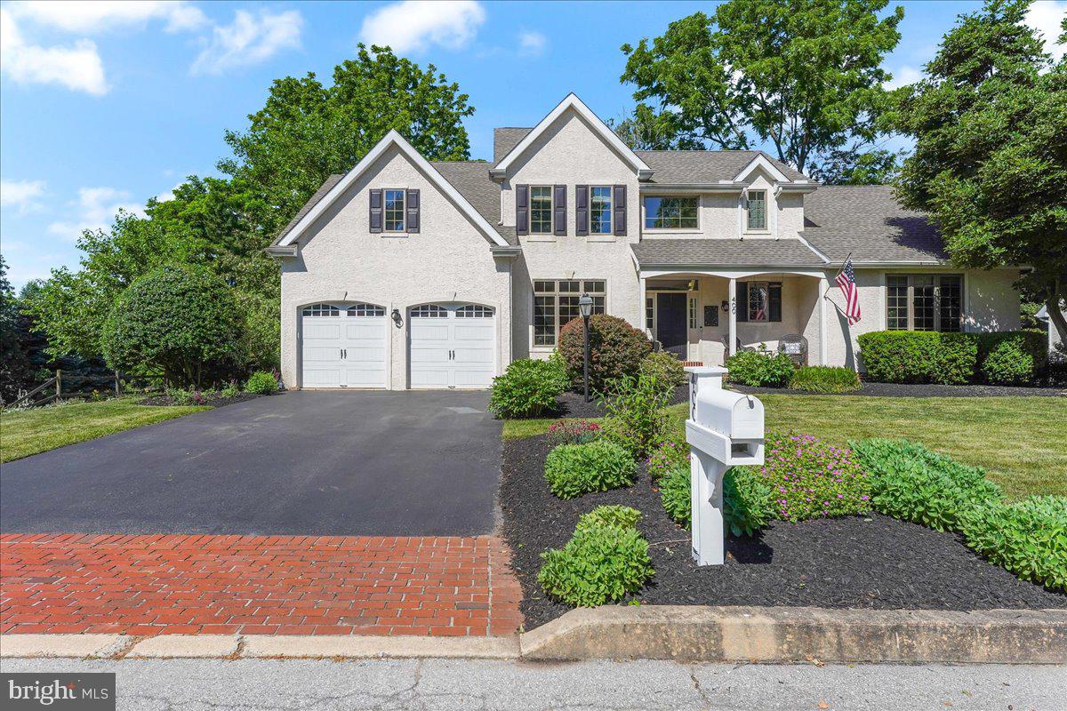 HESSIAN HILLS - Residential