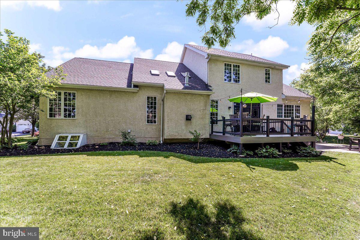 HESSIAN HILLS - Residential