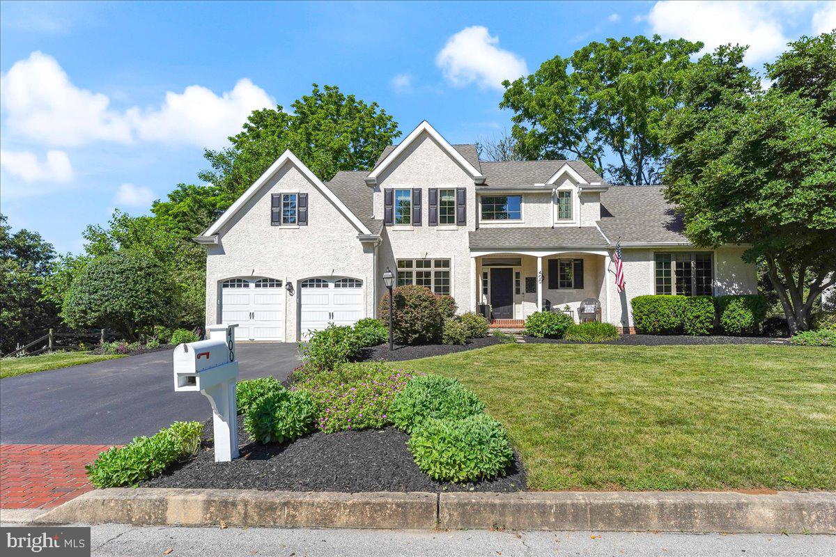 HESSIAN HILLS - Residential