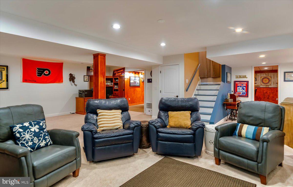 HESSIAN HILLS - Residential