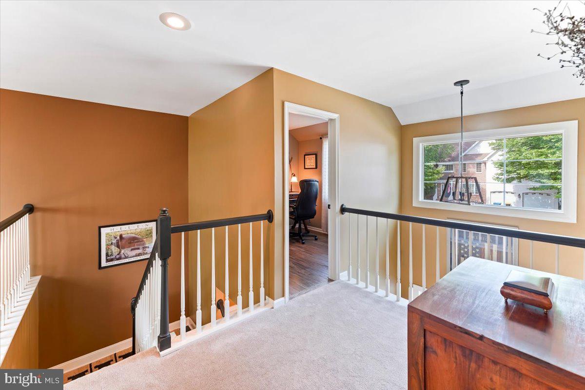 HESSIAN HILLS - Residential