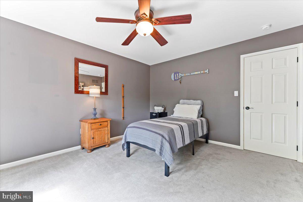 HESSIAN HILLS - Residential