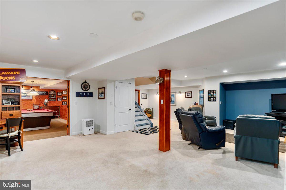 HESSIAN HILLS - Residential