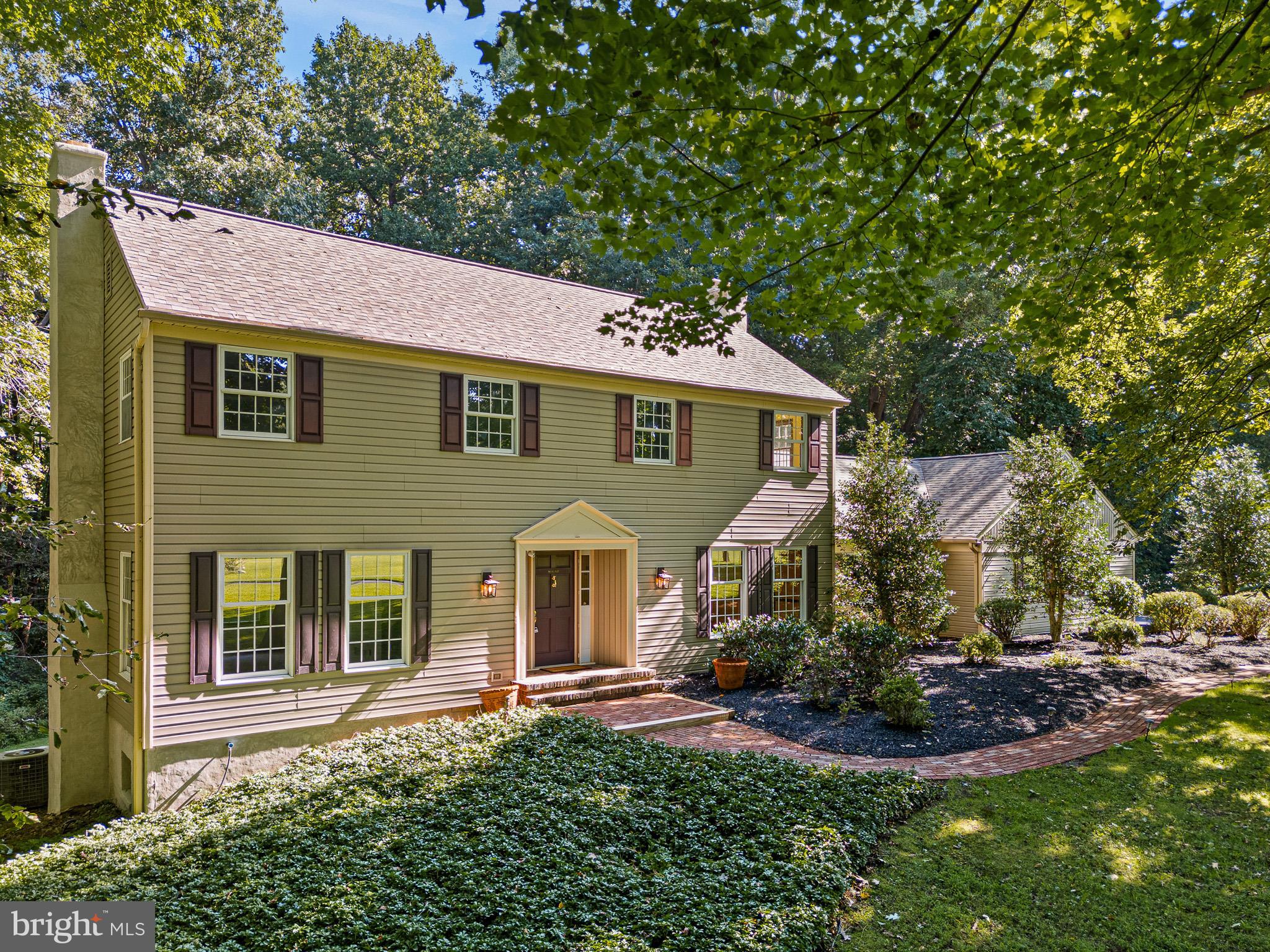 140 QUEEN LANE