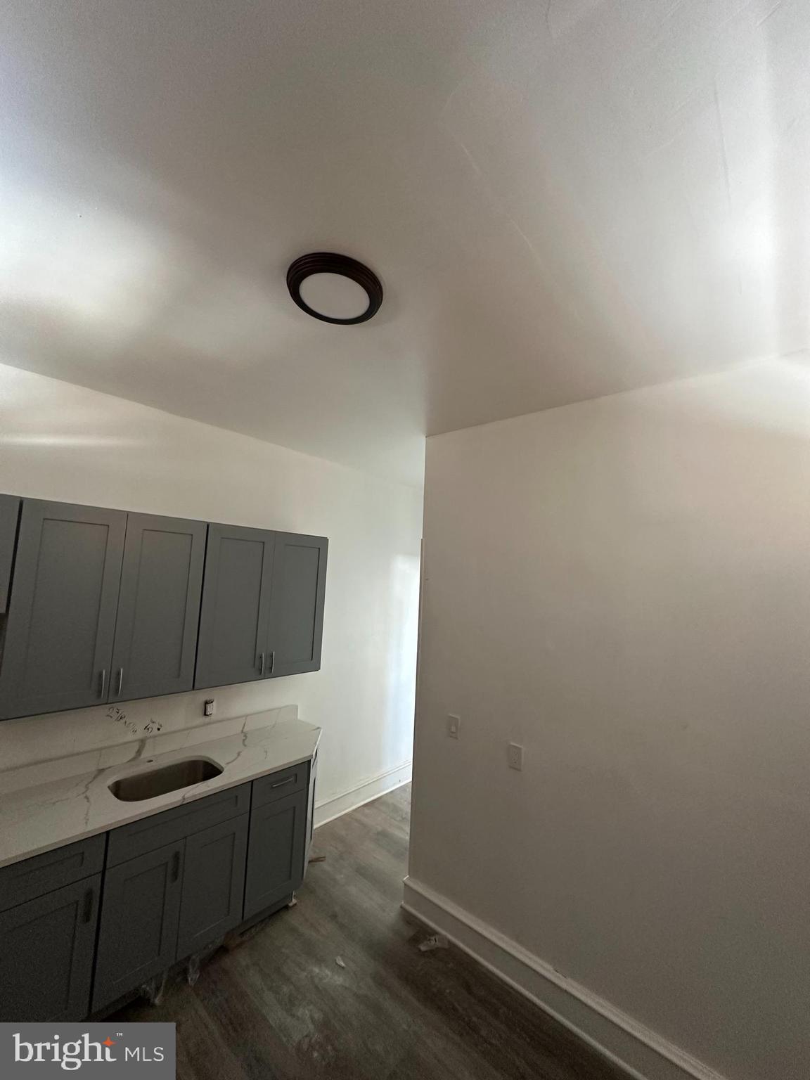 1111 W LEHIGH AVENUE 1F