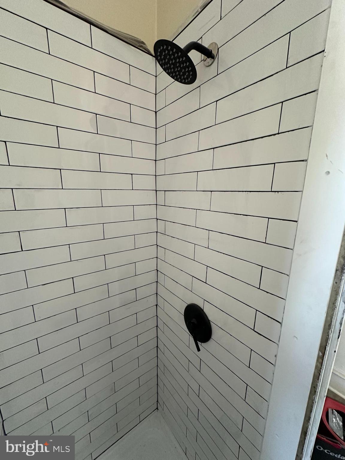 1111 W LEHIGH AVENUE 1F