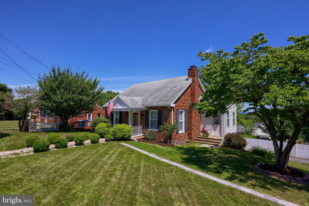Photo of 3153 Marietta Avenue, LANCASTER, PA 17601 (MLS # PALA2090102)