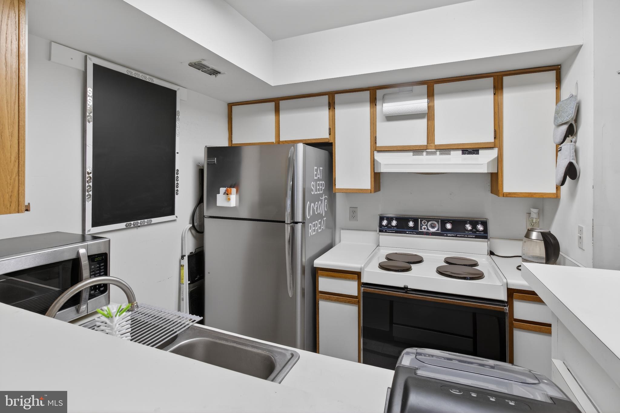 LORDS LANDING - Residential