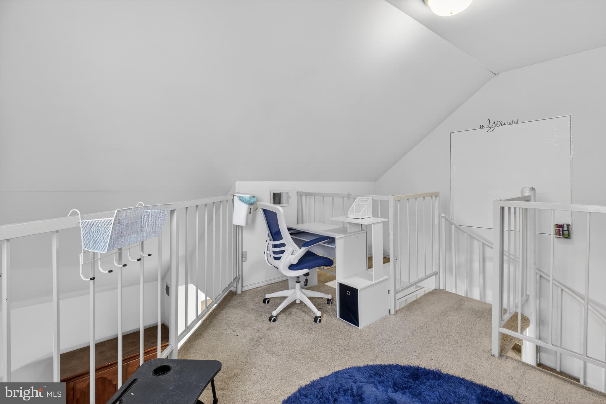 LORDS LANDING - Residential