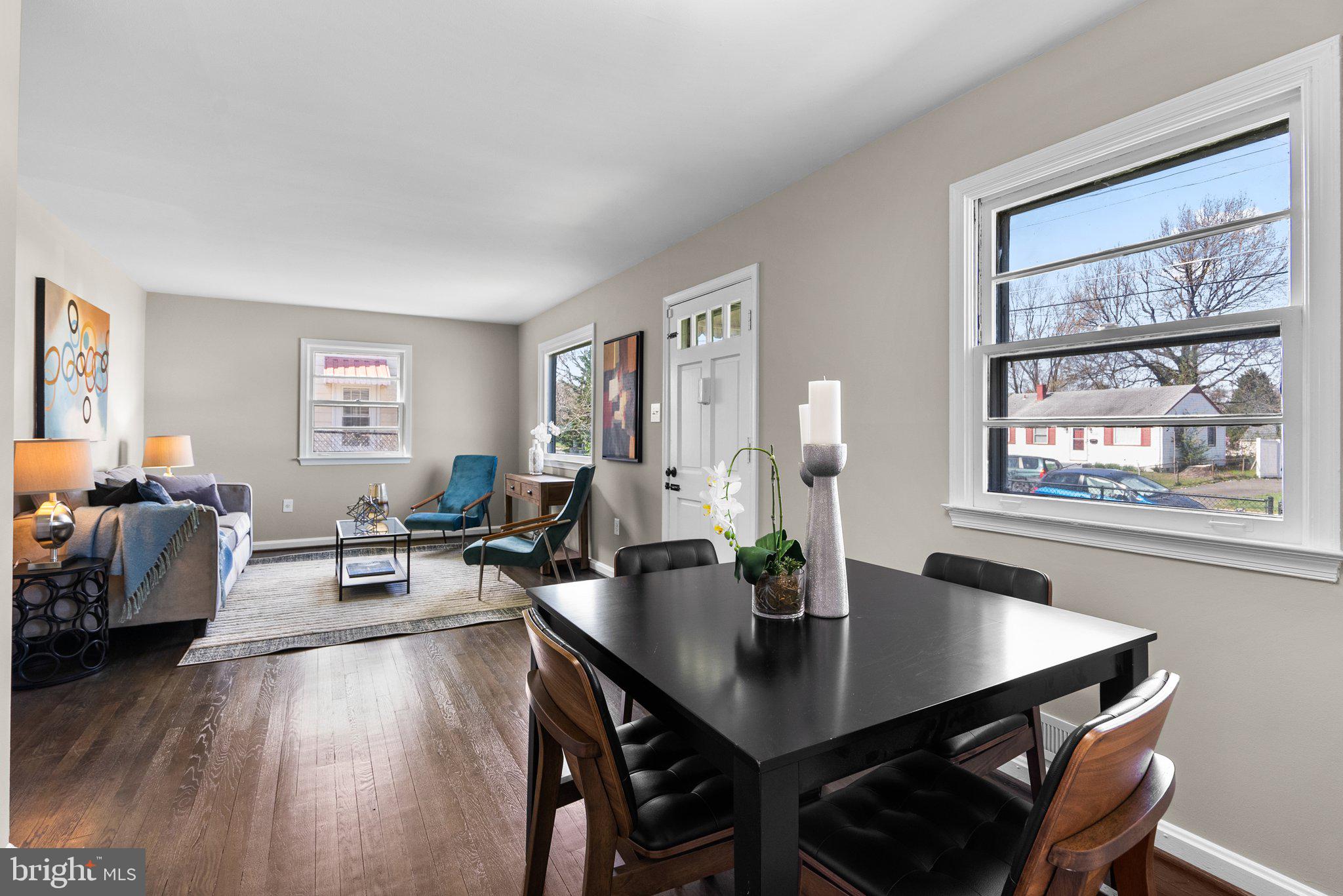 BURGUNDY VILLAGE - Residential