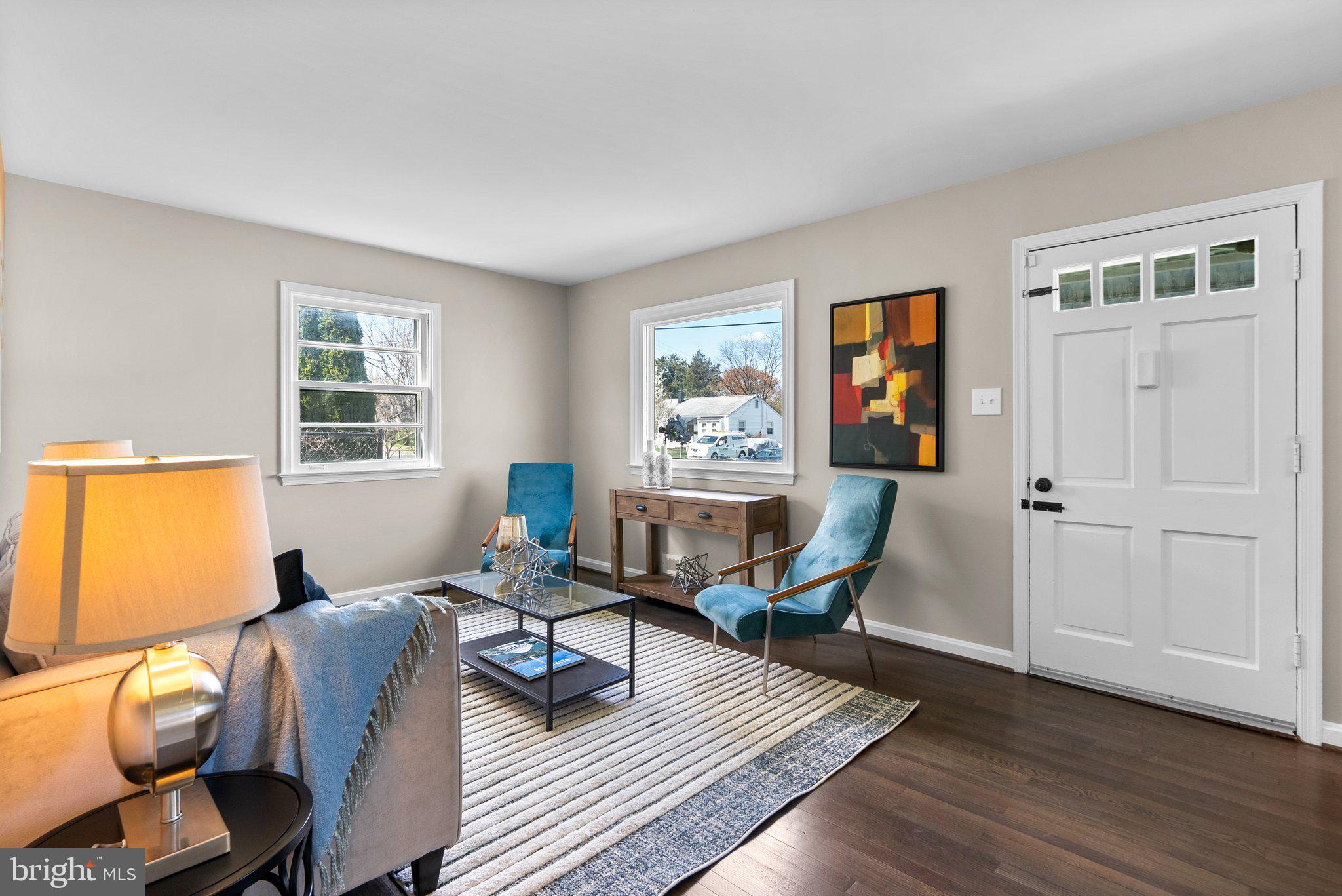 BURGUNDY VILLAGE - Residential