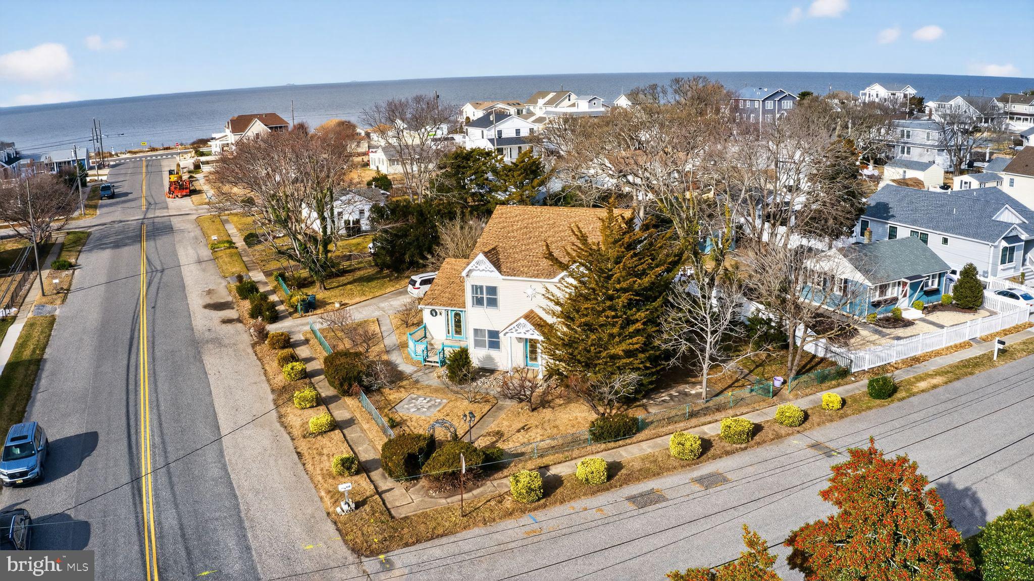 1601 FRANKLIN AVENUE