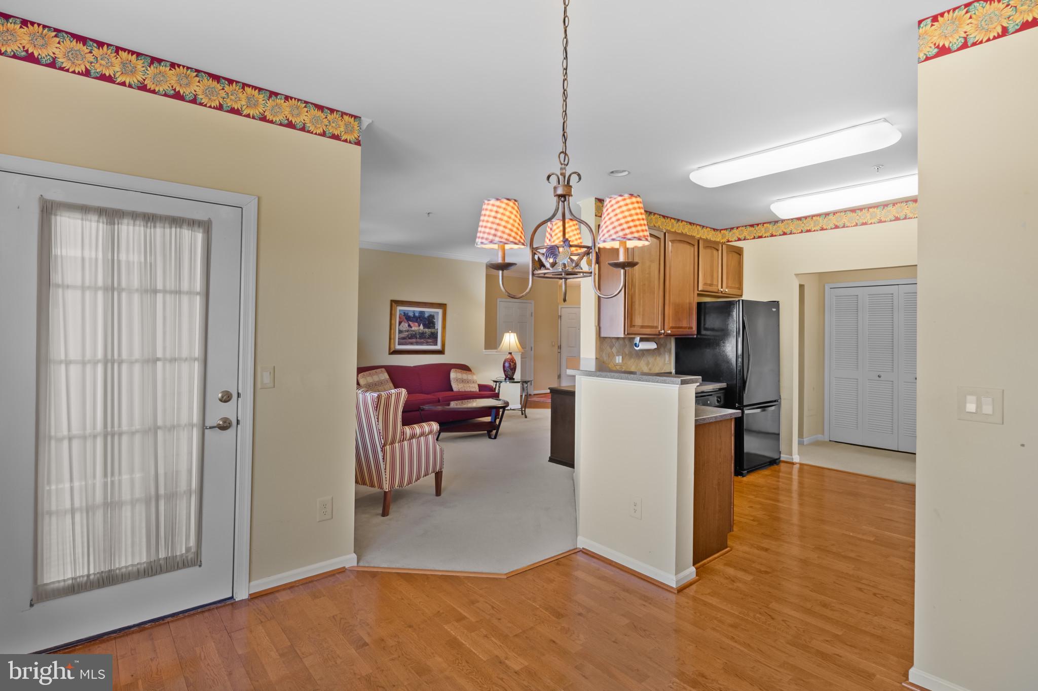 HEARTHSTONE AT VILLAGE CREST CONDOMINIUMS - Residential