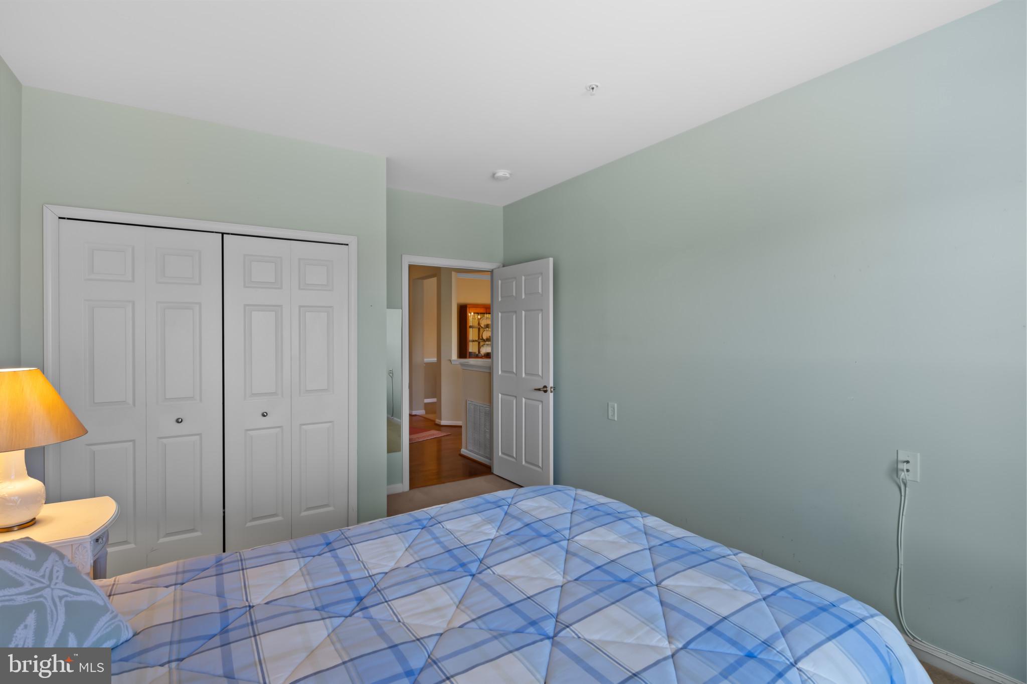 HEARTHSTONE AT VILLAGE CREST CONDOMINIUMS - Residential